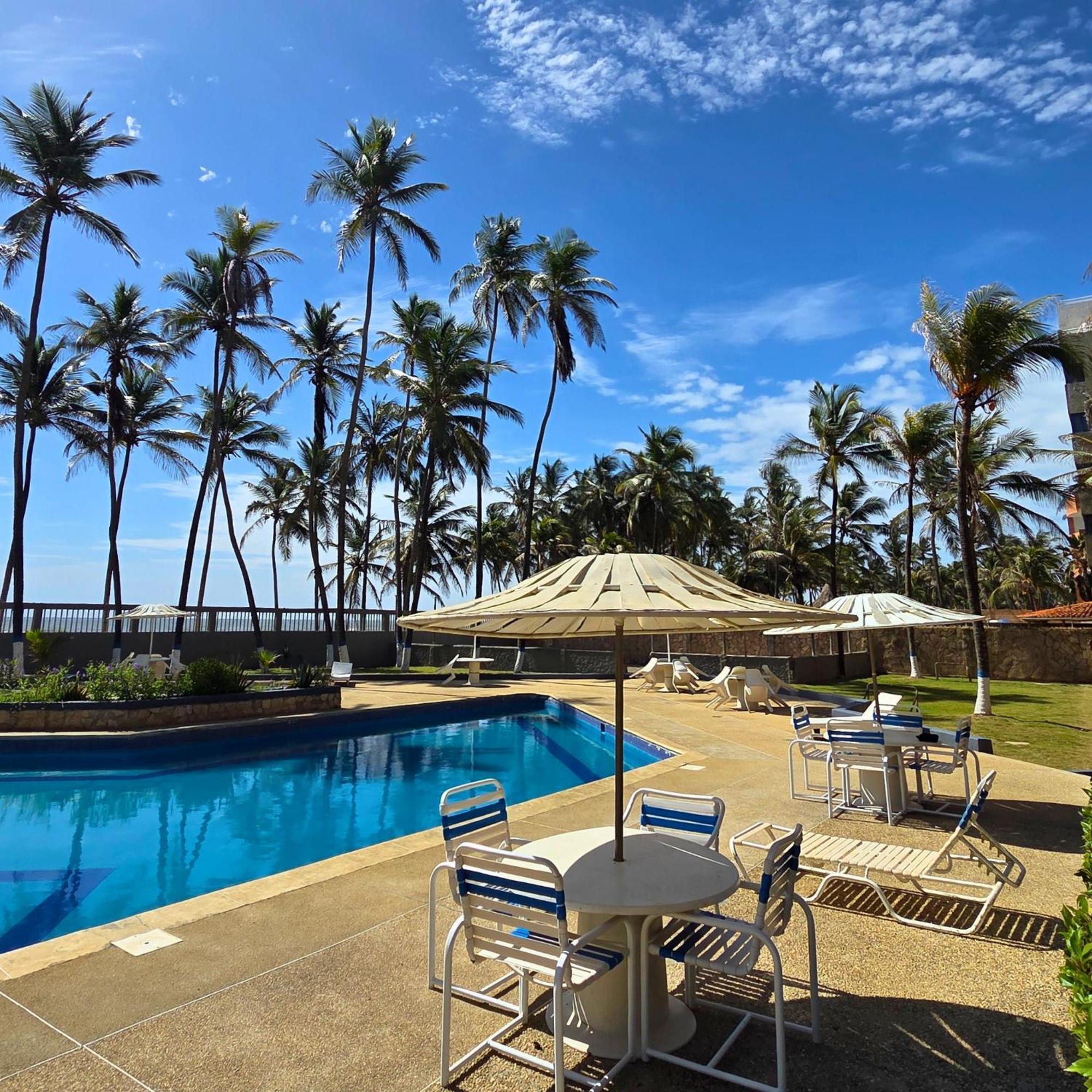 Tucacas, Frente Al Mar, Balcon, Piscina Y Playa Privada Apartman Kültér fotó